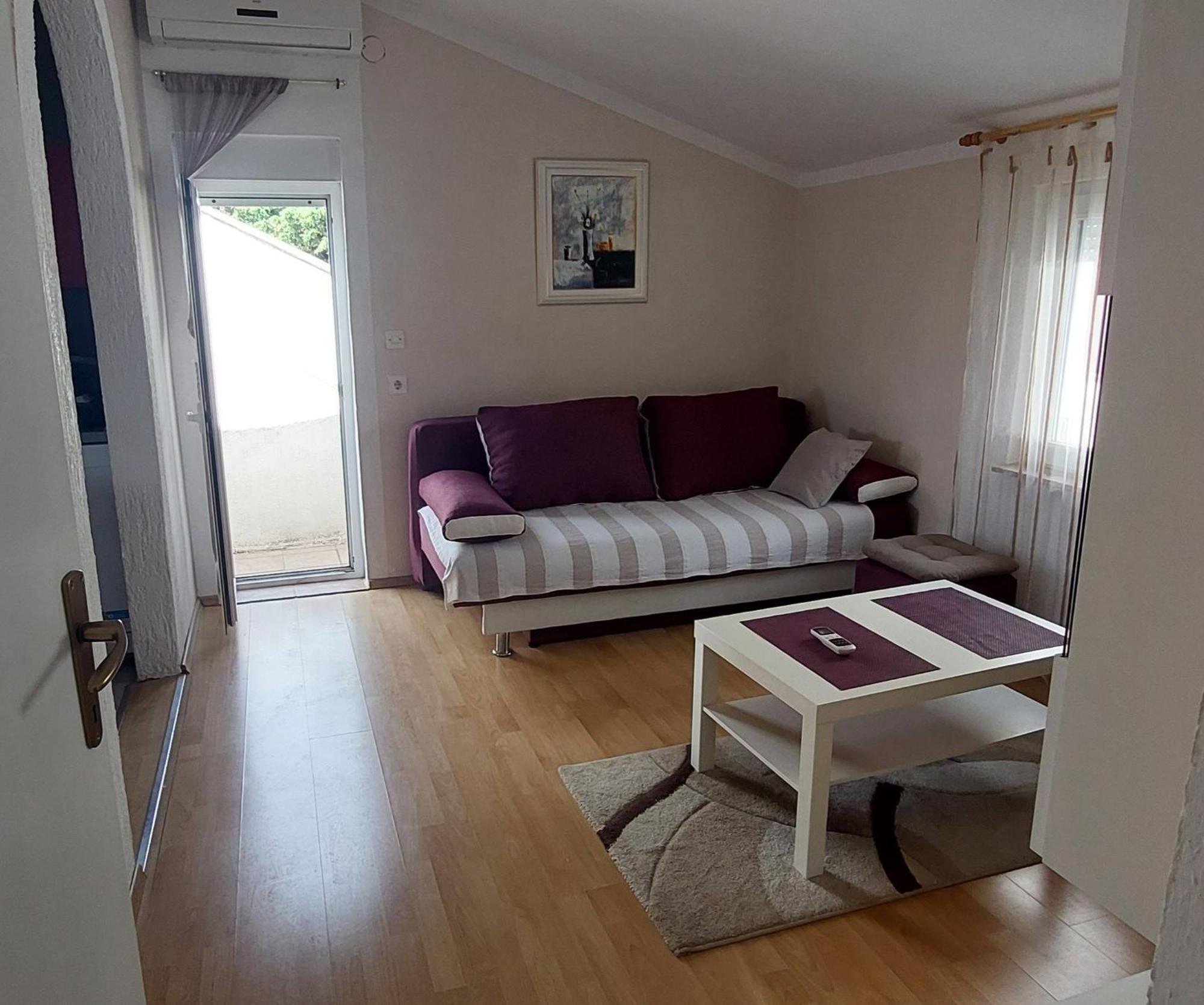 Apartman Jelena Vir Eksteriør billede